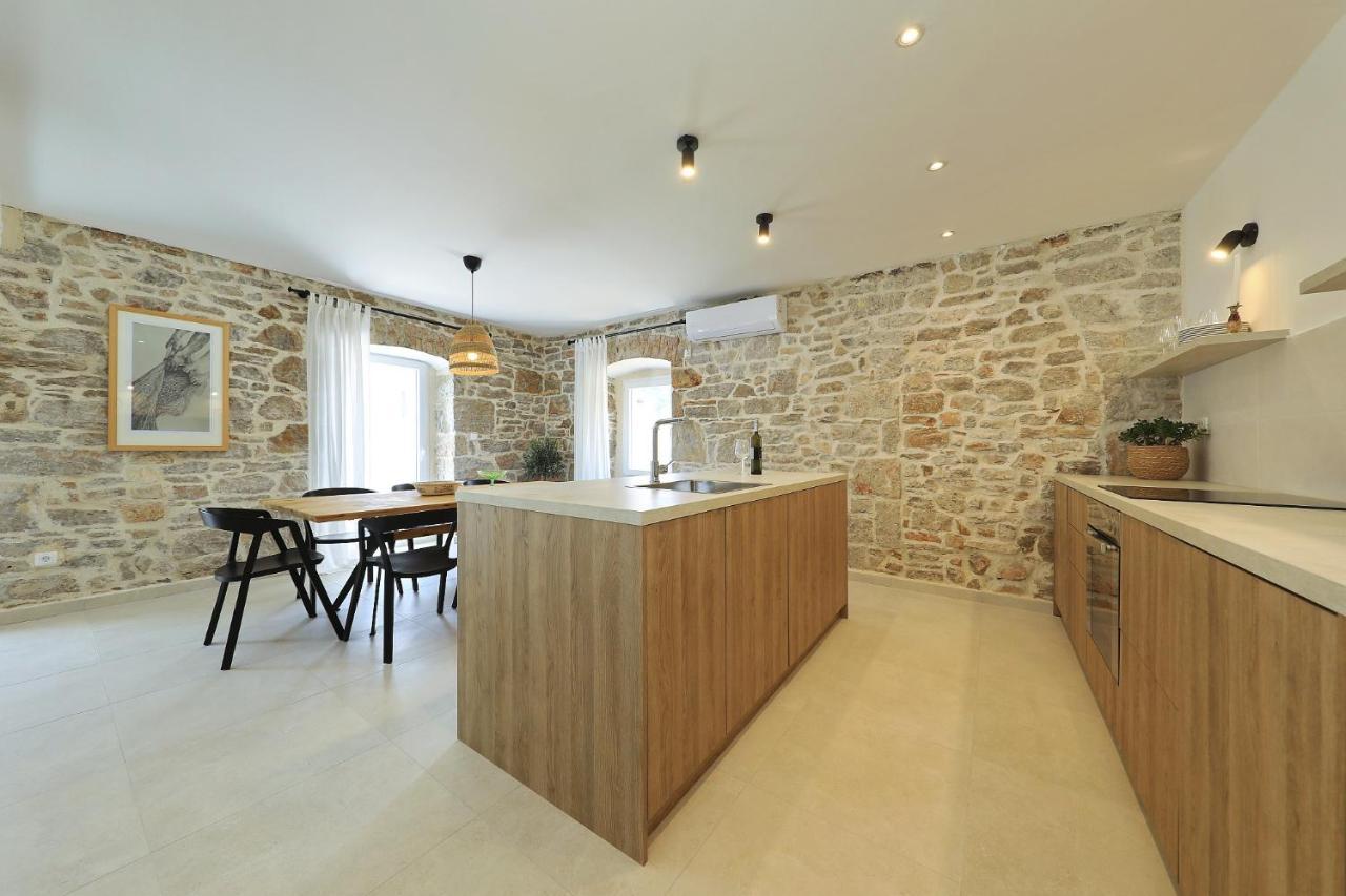 Villa Mira With A Heated Pool And A Sea View Bozava Exterior photo