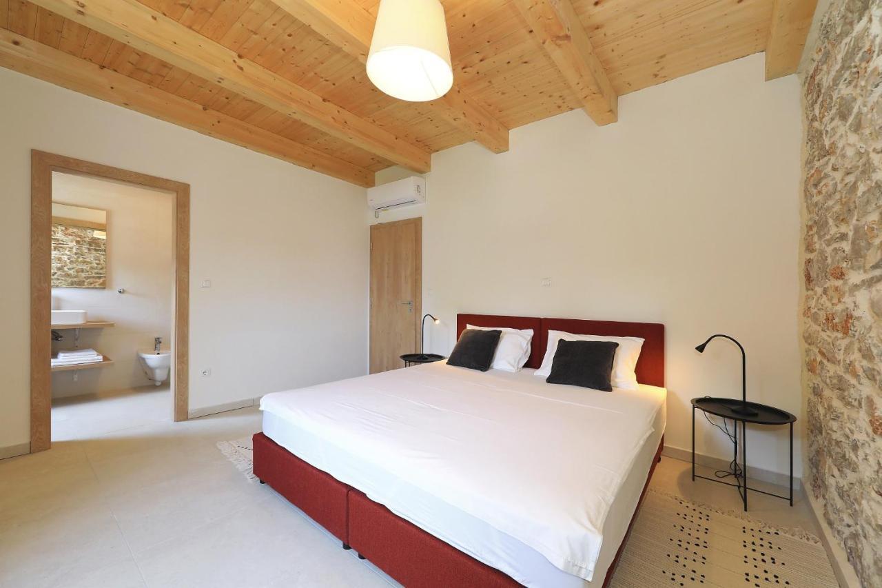Villa Mira With A Heated Pool And A Sea View Bozava Exterior photo